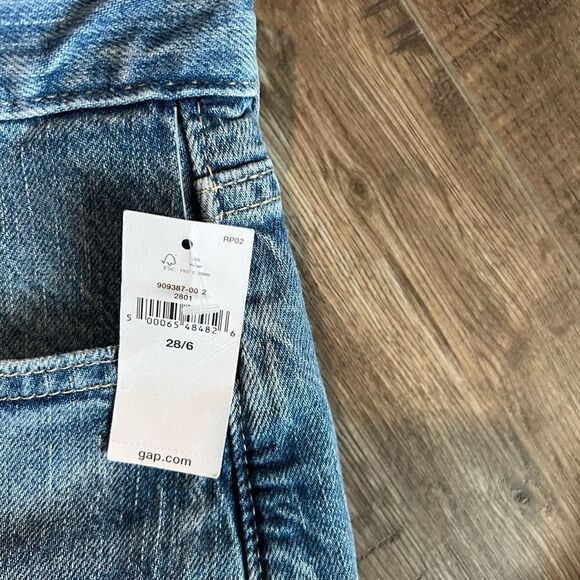 Gap distress jeans skirt size 28 - Picture 5 of 7